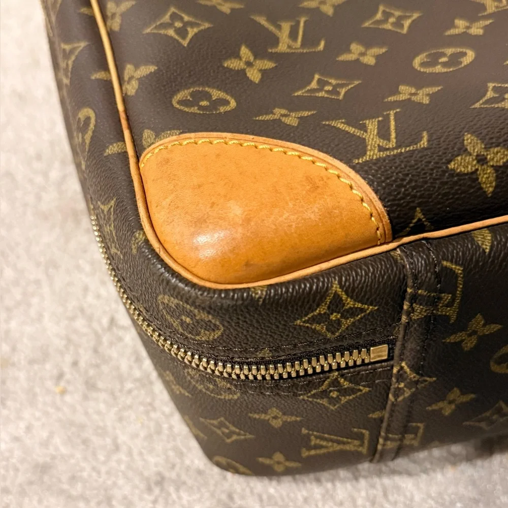 🎊SOLD🎊Authentic Louis Vuitton Sirius 45 Carry On Suitcase/Travel Bag - Picture 10 of 16